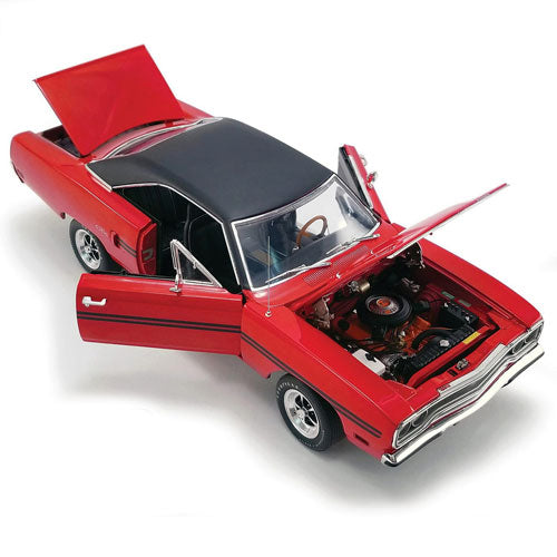 1970 Mod Squad Plymouth GTX Movie 1:18 Model Car