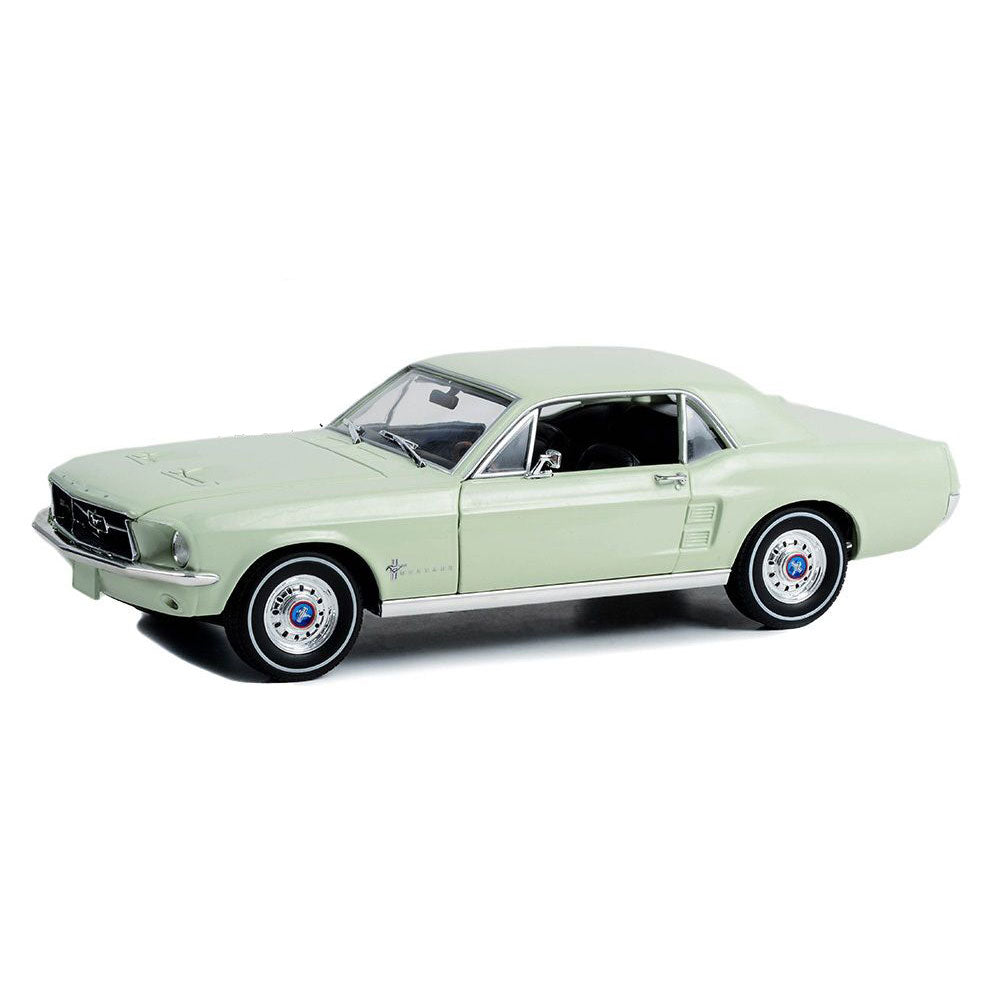 1967 Ford Mustang Coupe 1/18 Modelo de escala