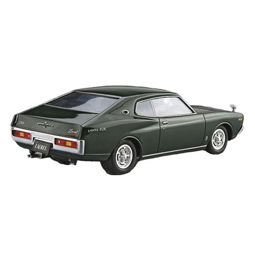 Aoshima Nissan KHC130 Laurel HT 2000SGX 1972 1/24 Model