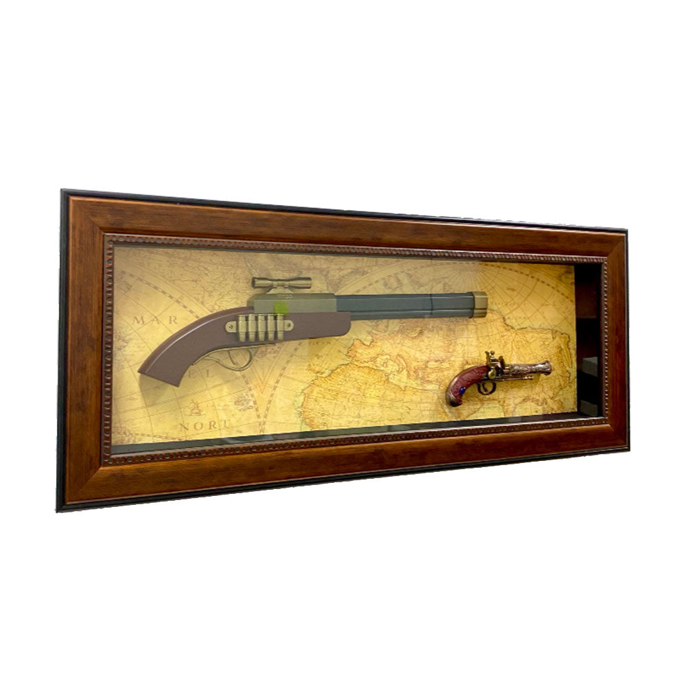 Decoração de armas antigas com quadro de madeira (95,5x39.5x7cm)